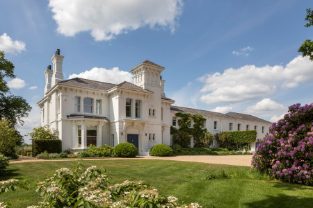 TBH Holder Image