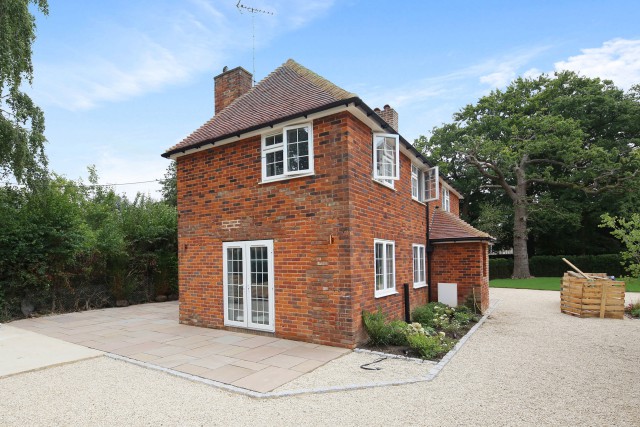 Re development of a countryside home in an Arts Crafts style 2